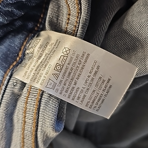 NWOT Candace Cameron Bure 30W Ladies Plus Cropped Jean Raw Tulip Hem - Picture 7 of 7